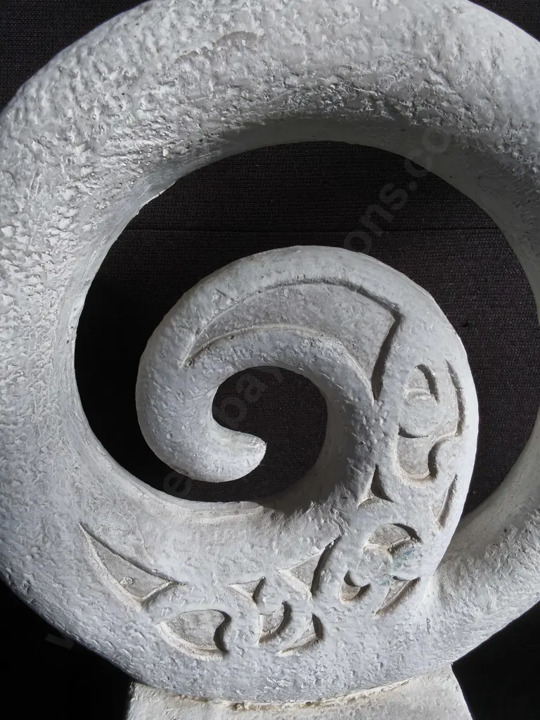 KORU SWIRL SCULPTURE, H 42 CM Image 1++