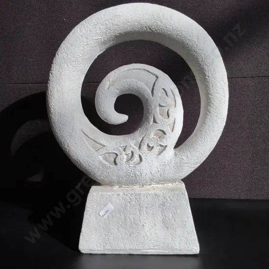 KORU SWIRL SCULPTURE, H 42 CM