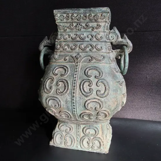 VINTAGE CHINESE ARCHAISTIC FANGHU RITUAL WINE VESSEL, H 35 CM