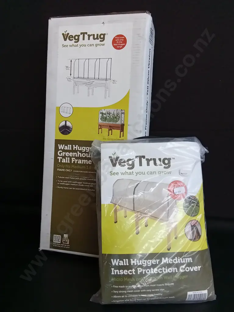 BRAND NEW VEGTRUG WALL HUGGER MEDIUM GREENHOUSE TALL FRAME AND INSECT PROTECTION COVER Image 1++