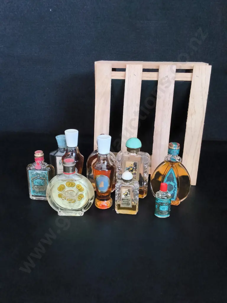 BOX OF VINTAGE COLOGNES Image 1++