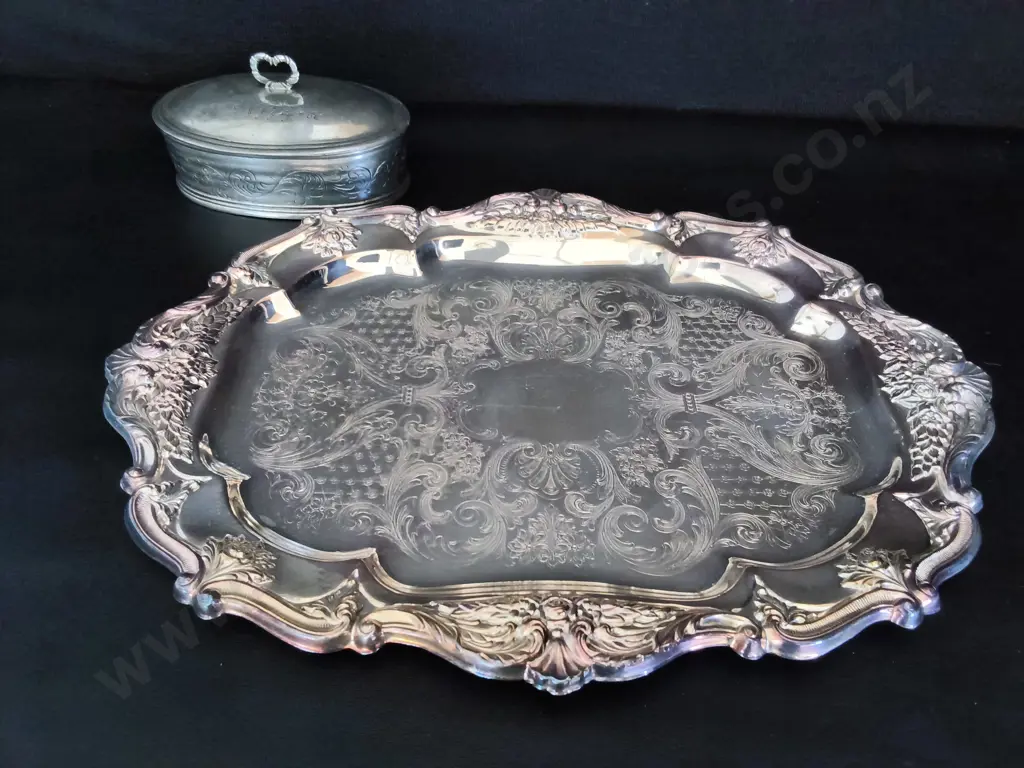 VINTAGE SILVER PLATED SERVING TRAY L50CM AND A VINTAGE PEWTER BOX H8CM Image 1++