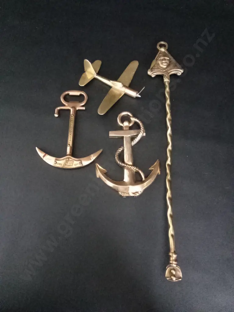 4 DECORATIVE BRASS ITEMS LONGEST L39CM Image 1++