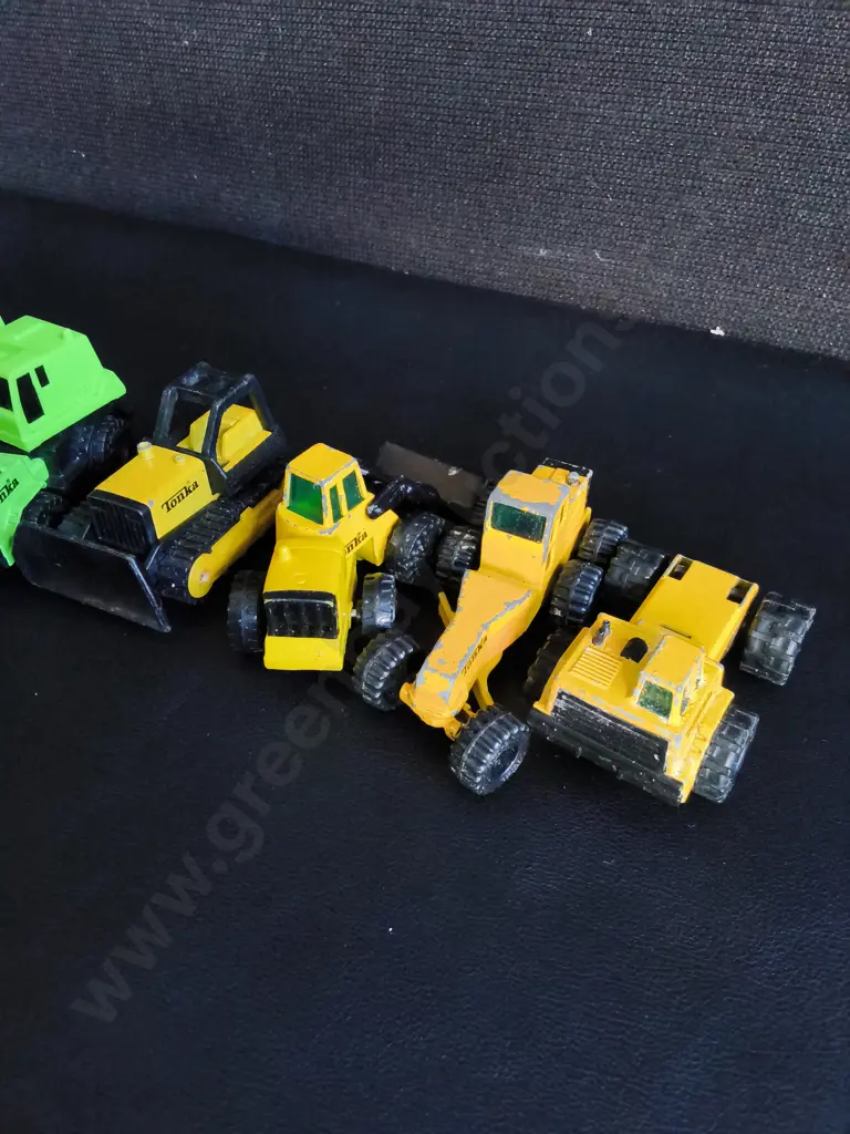 COLLECTION OF VINTAGE TONKA MICRO MACHINES CONSTRUCTION VEHICLE DIE CASTS Image 1++