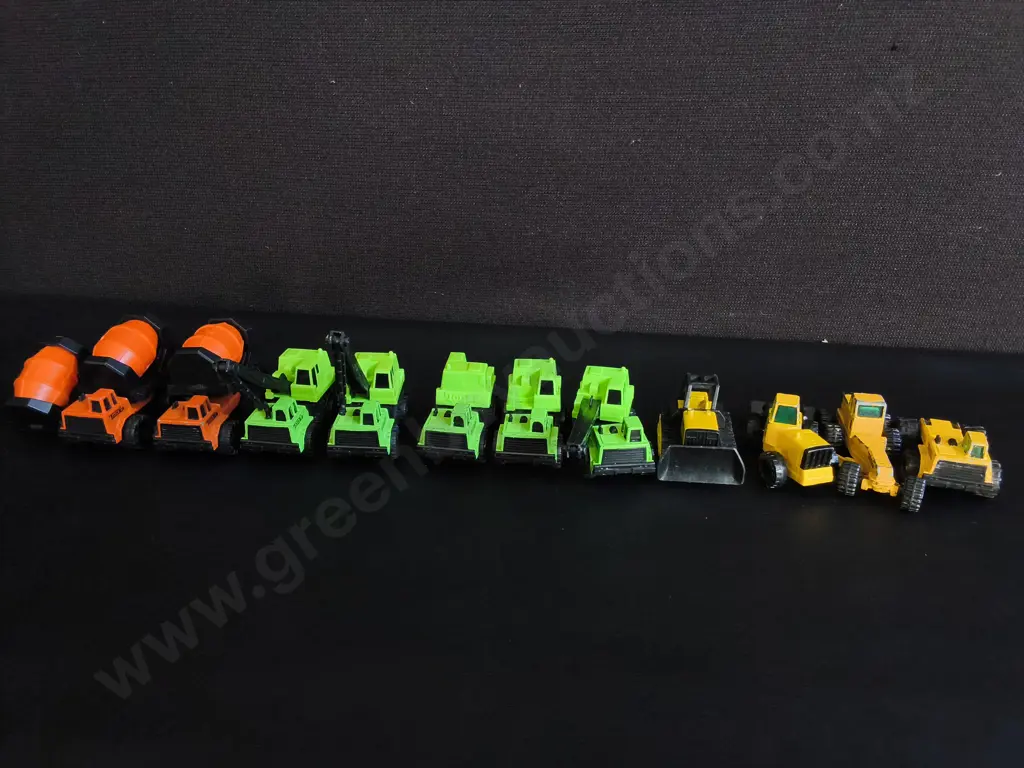 COLLECTION OF VINTAGE TONKA MICRO MACHINES CONSTRUCTION VEHICLE DIE CASTS Image 1++
