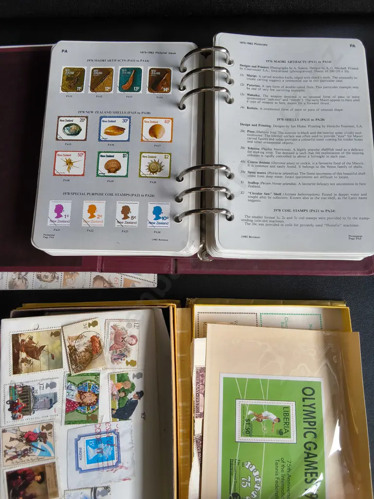 STAMP CATALOGUE, STAMP COLLECTION AND SOUVENIR SHEET Image 1++