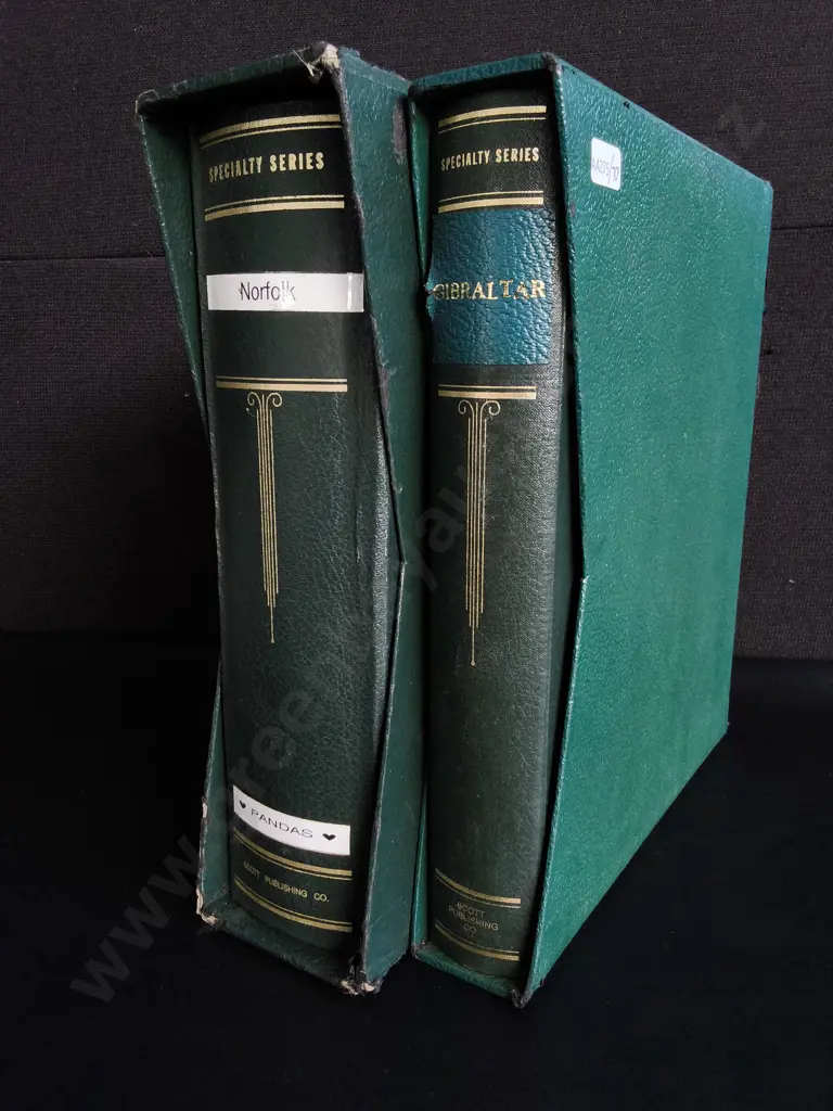 PAIR OF SCOTT SPECIALTY SERIES STAMP ALBUMS Image 1++
