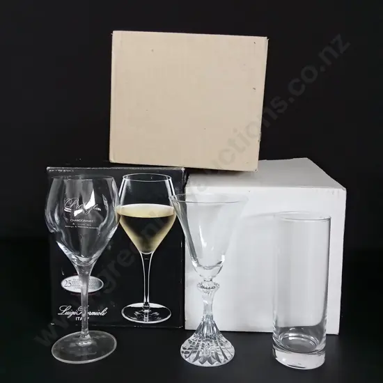 3 SETS OF GLASSES TALLEST H20CM
