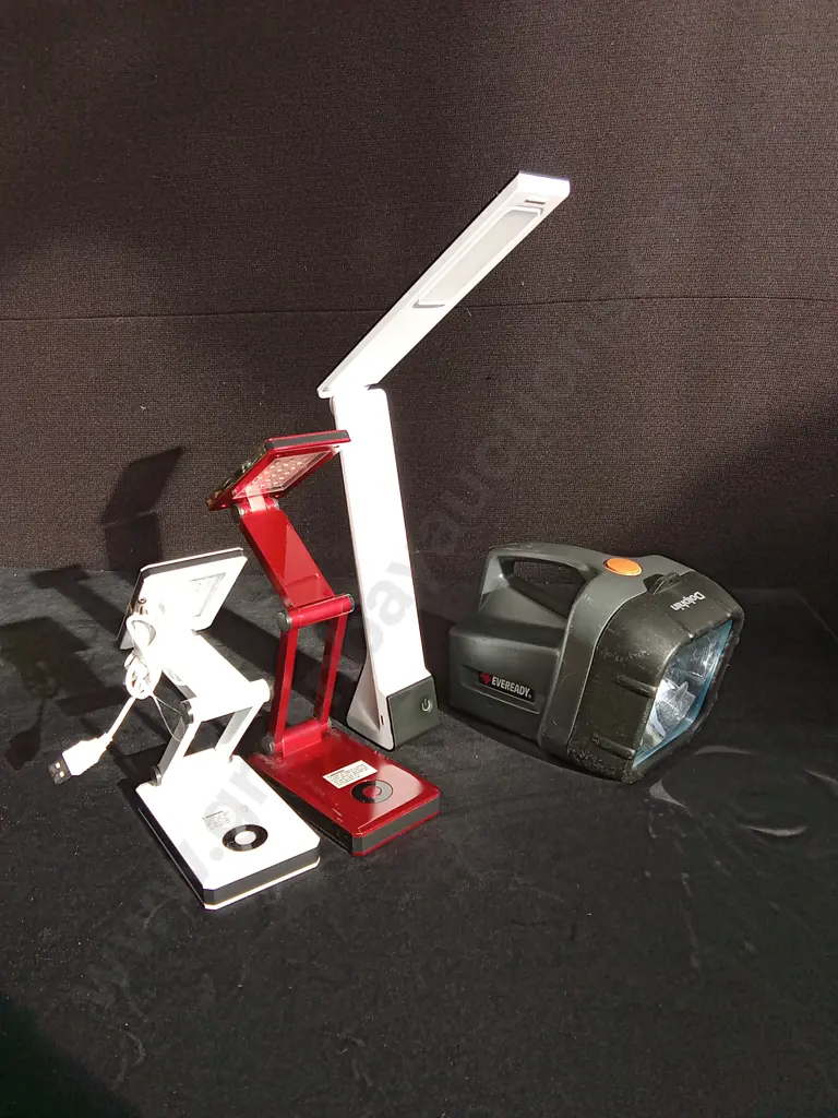 4 LAMPS/ TORCH Image 1++