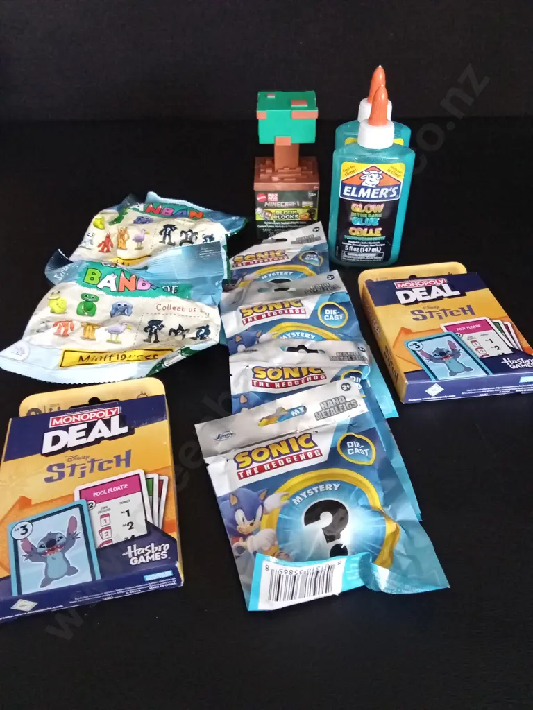MIX OF CHILDRENS ITEMS Image 1++