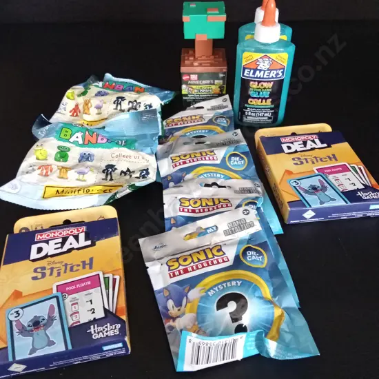 MIX OF CHILDRENS ITEMS