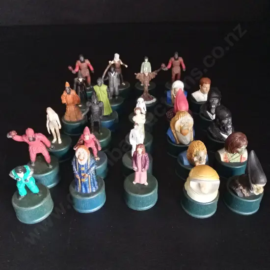 VINTAGE JAPANESE PLANET OF THE APES PEPSI BOTTLE CAPS