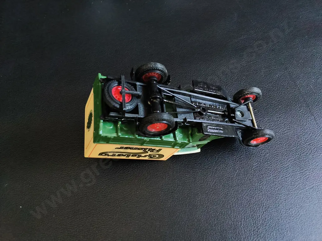 5 VINTAGE DIECAST MODEL VEHICLES, MATCHBOX Image 1++