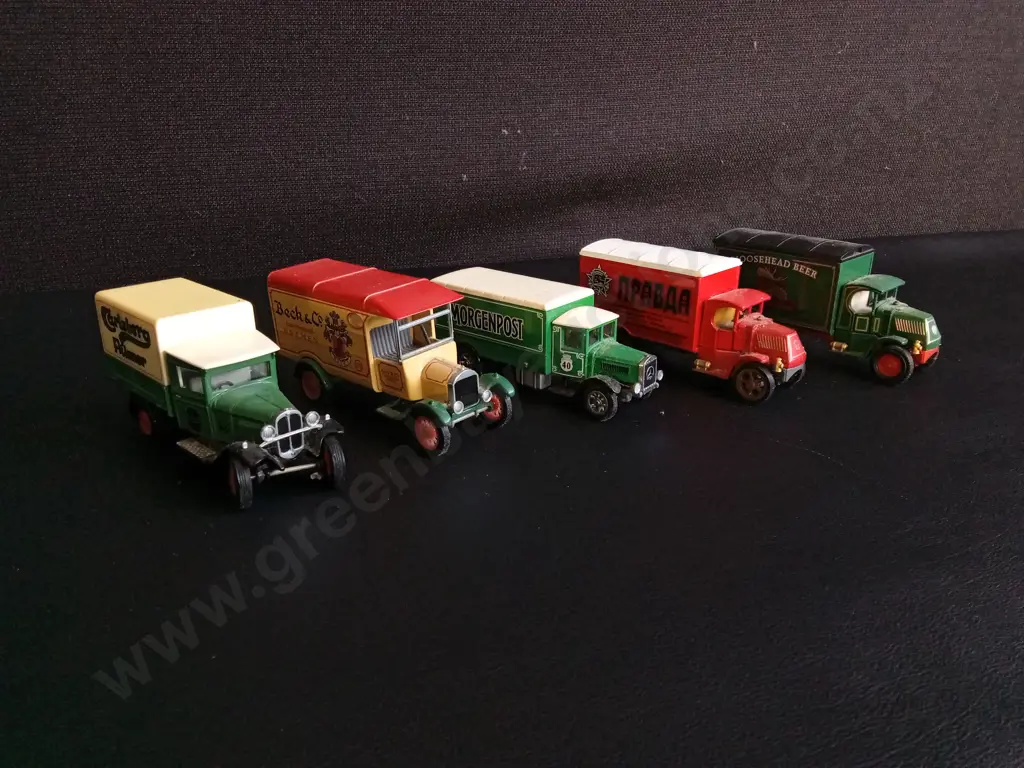5 VINTAGE DIECAST MODEL VEHICLES, MATCHBOX Image 1++