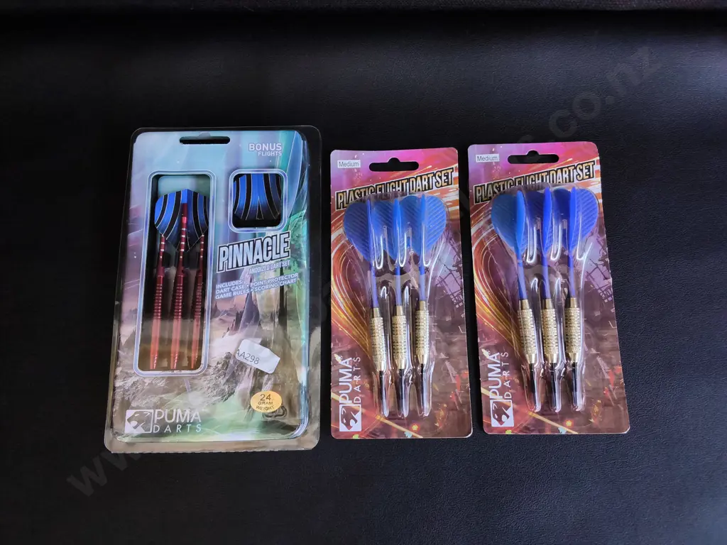 3 BRAND NEW PACKS OF DARTS Image 1++