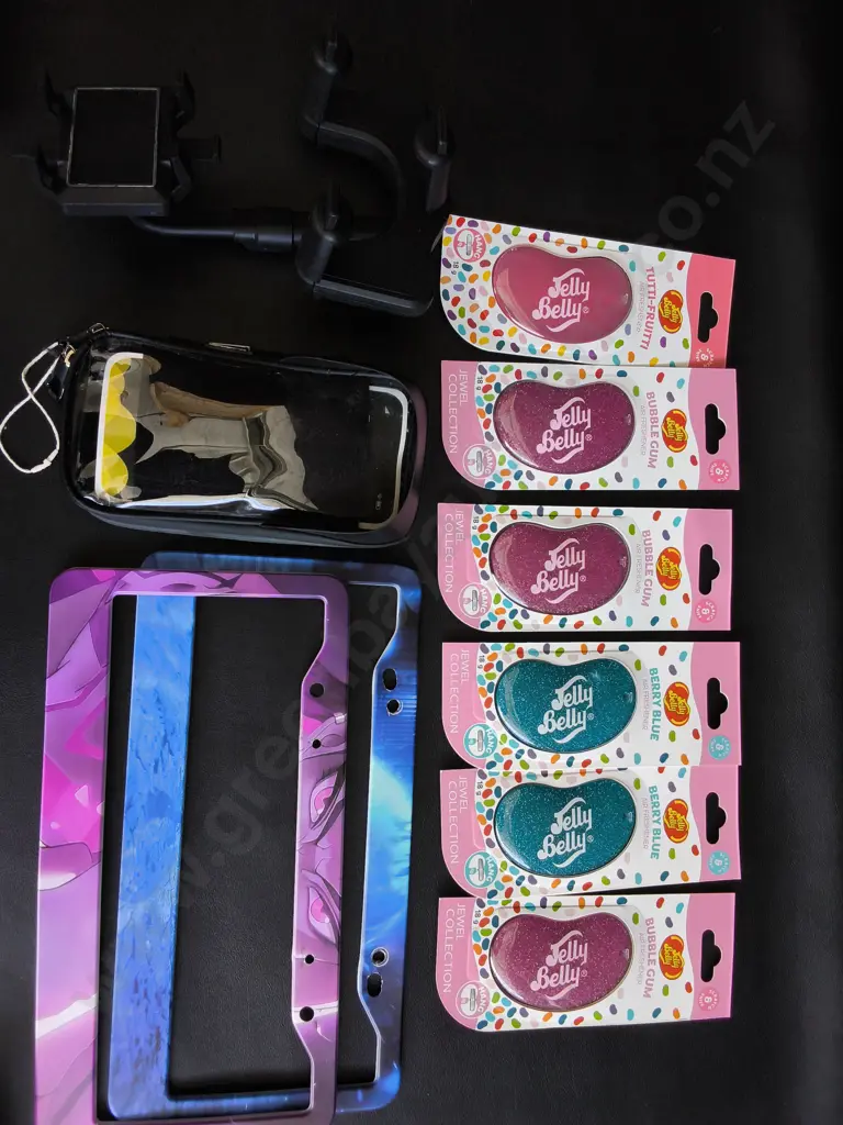 MISCELLANEOUS MIX OF ITEMS Image 1++