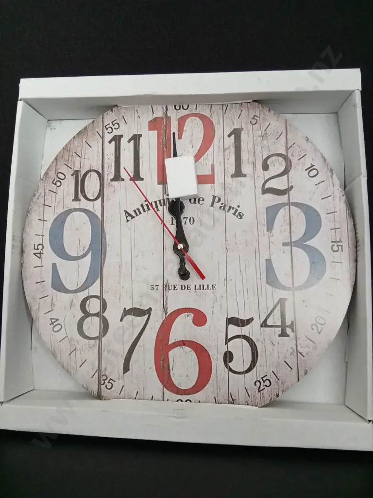 WALL CLOCK DIA 33CM Image 1++