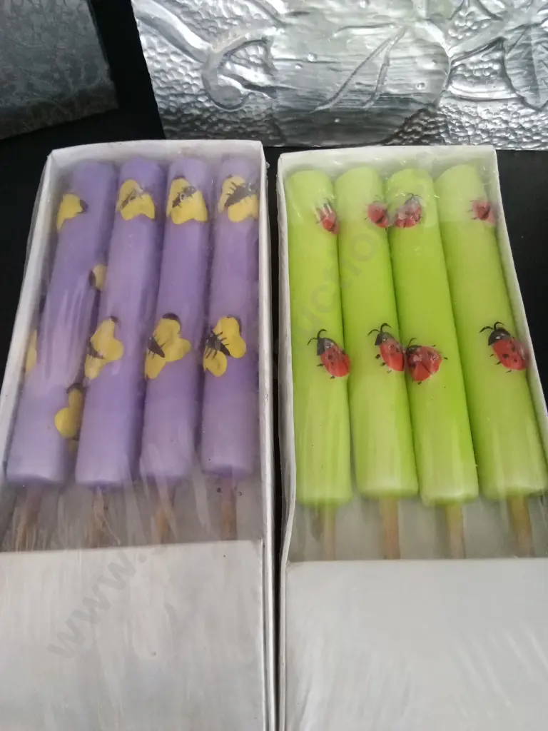 GIFT BOXES AND CANDLES Image 1++