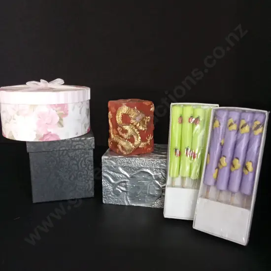 GIFT BOXES AND CANDLES