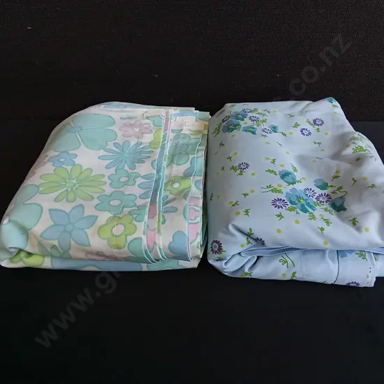 PAIR OF VINTAGE SINGLE SHEETS