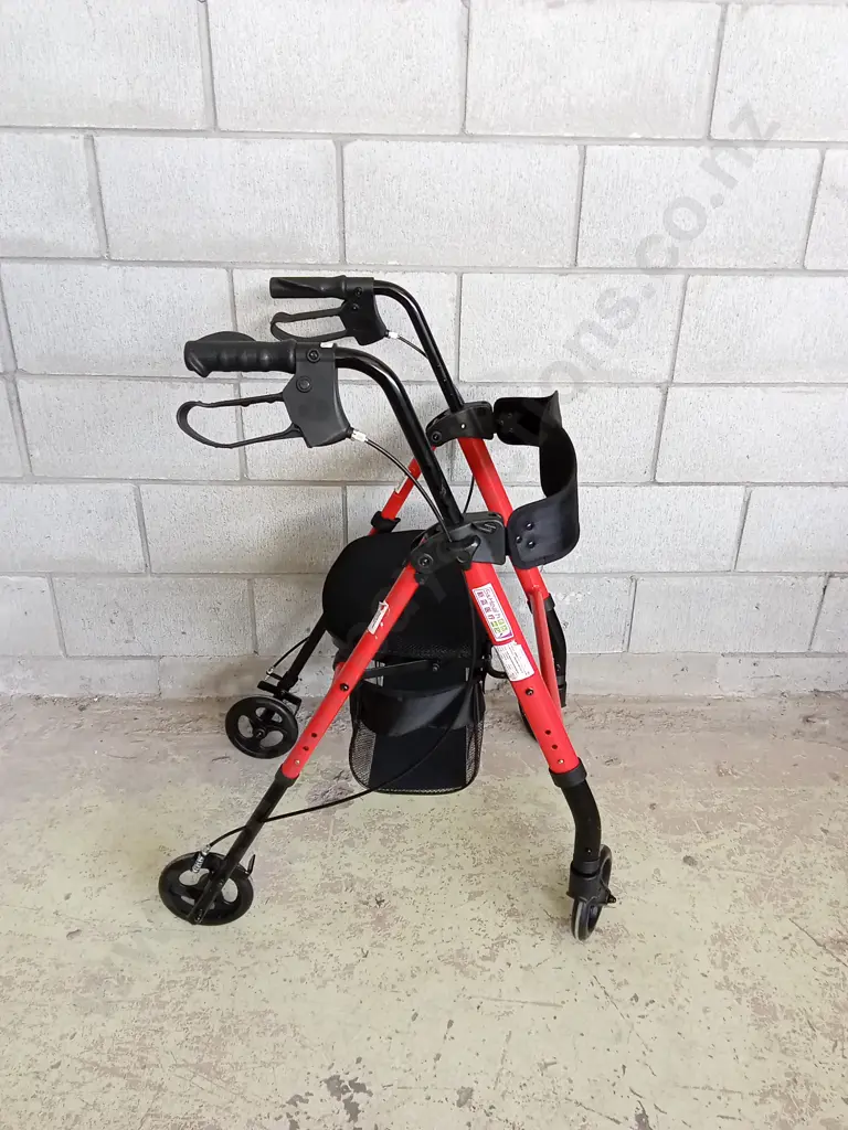 S&HEALTH WALKER Image 1++