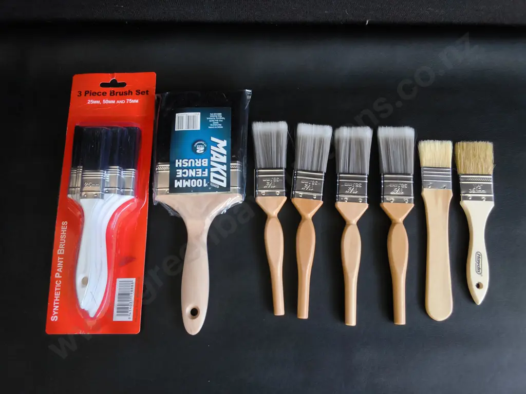 BRAND NEW PAINTBRUSHES Image 1++