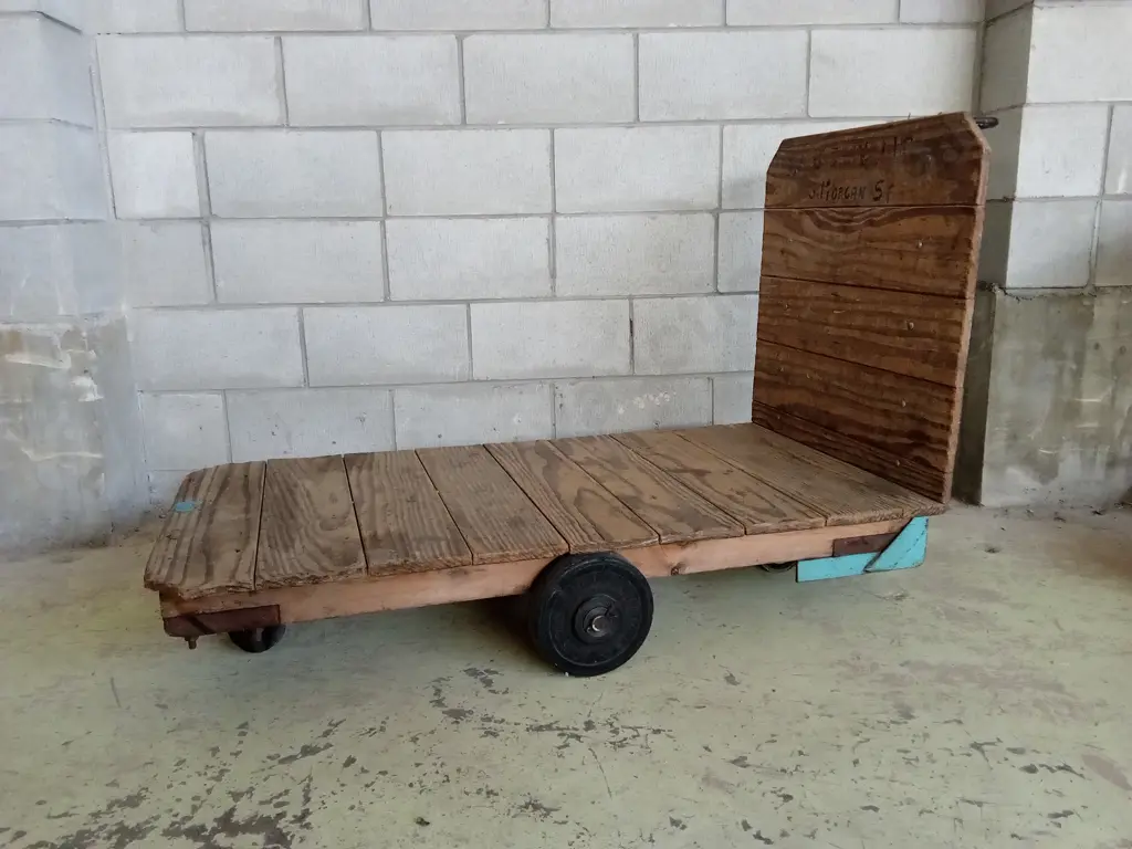 WOODEN PUSH TROLLEY, 120CM X 61CM Image 1++