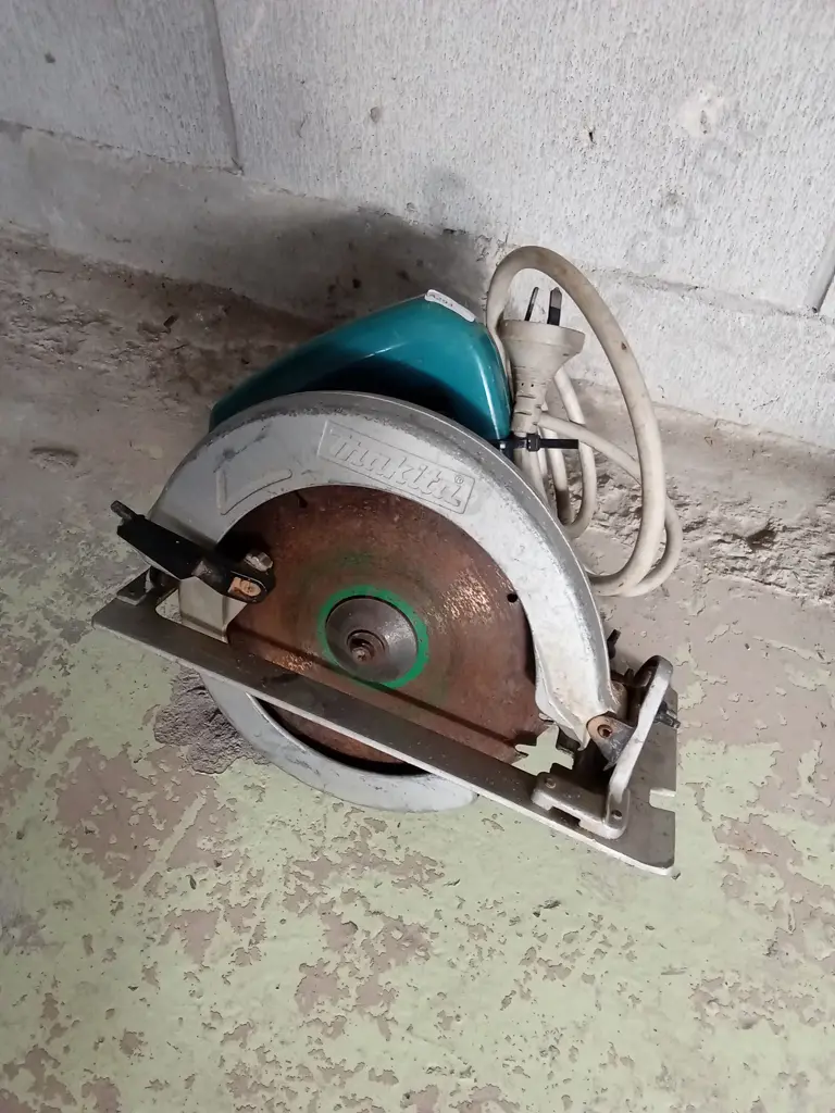 MAKITA CORDED CIRCULAR SAW Image 1++