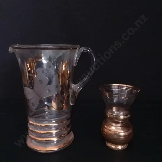VINTAGE GLASS PITCHER AND MATCHING GLASS, WITH GOLD/BRONZE TRIMMED BANDS