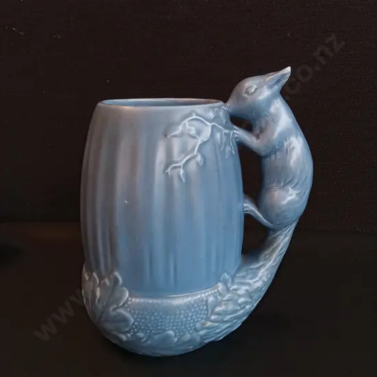 VINTAGE SYLVAC BLUE SQUIRREL & ACORN JUG/ VASE, MODEL 1115, H 22 CM