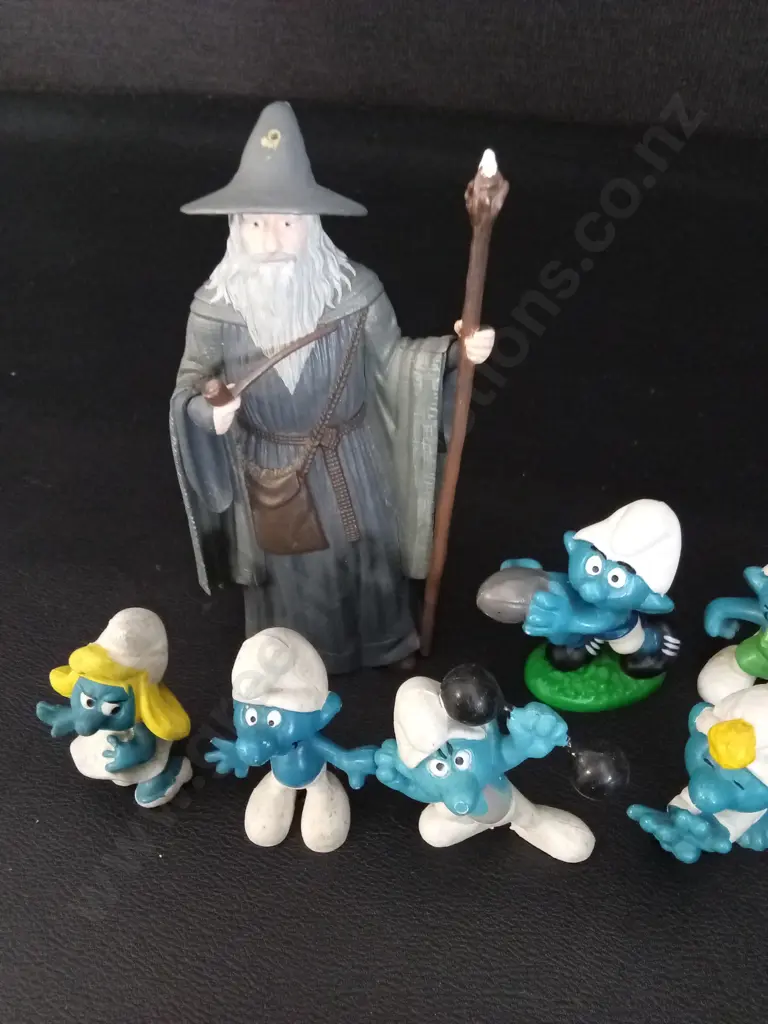 11 VINTAGE SMURFS TALLEST H4CM AND GANDALD H10CM Image 1++