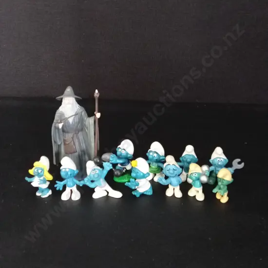11 VINTAGE SMURFS TALLEST H4CM AND GANDALD H10CM