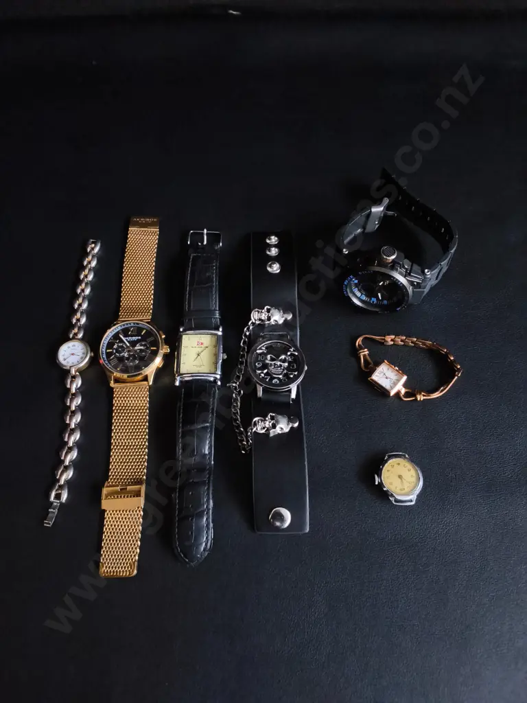 MIX OF WATCHES Image 1++