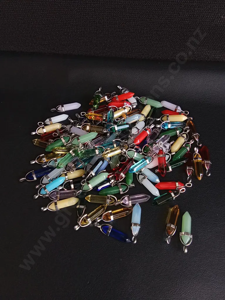 MIX OF PENDANTS Image 1++