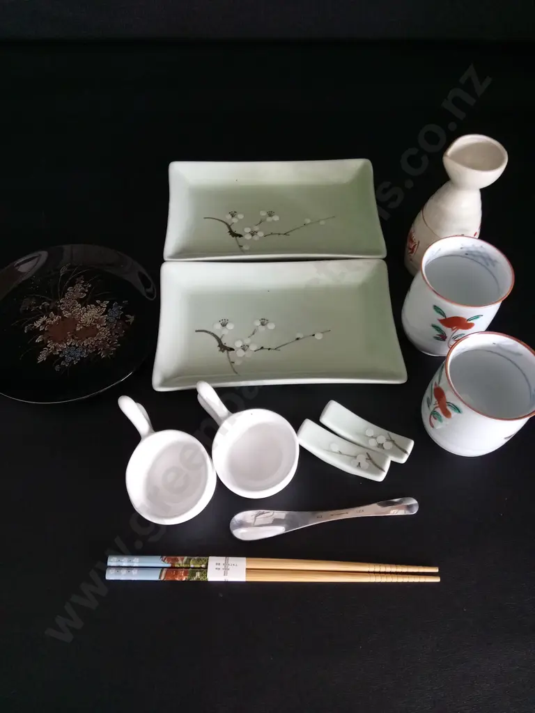 14 PIECES OF ASIAN KITCHENWARE Image 1++
