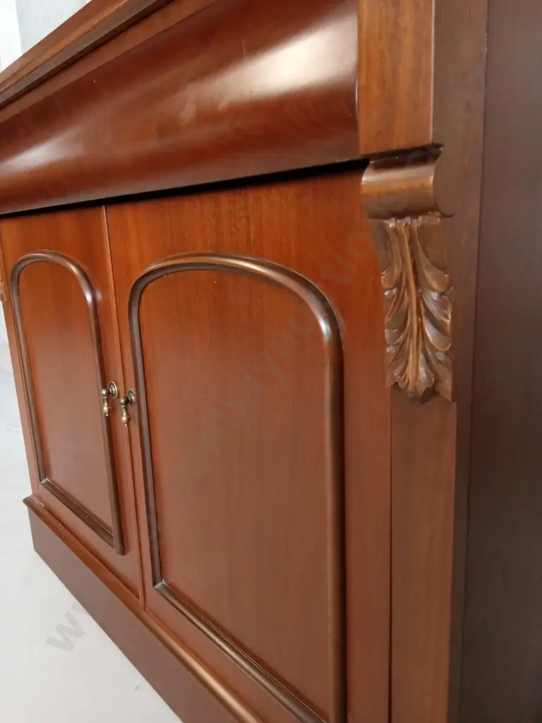 VINTAGE MAHOGANY-FINISH WOODEN CABINET WITH HIDDEN DRAW, L 100CM X W 42CM X H 87CM Image 1++