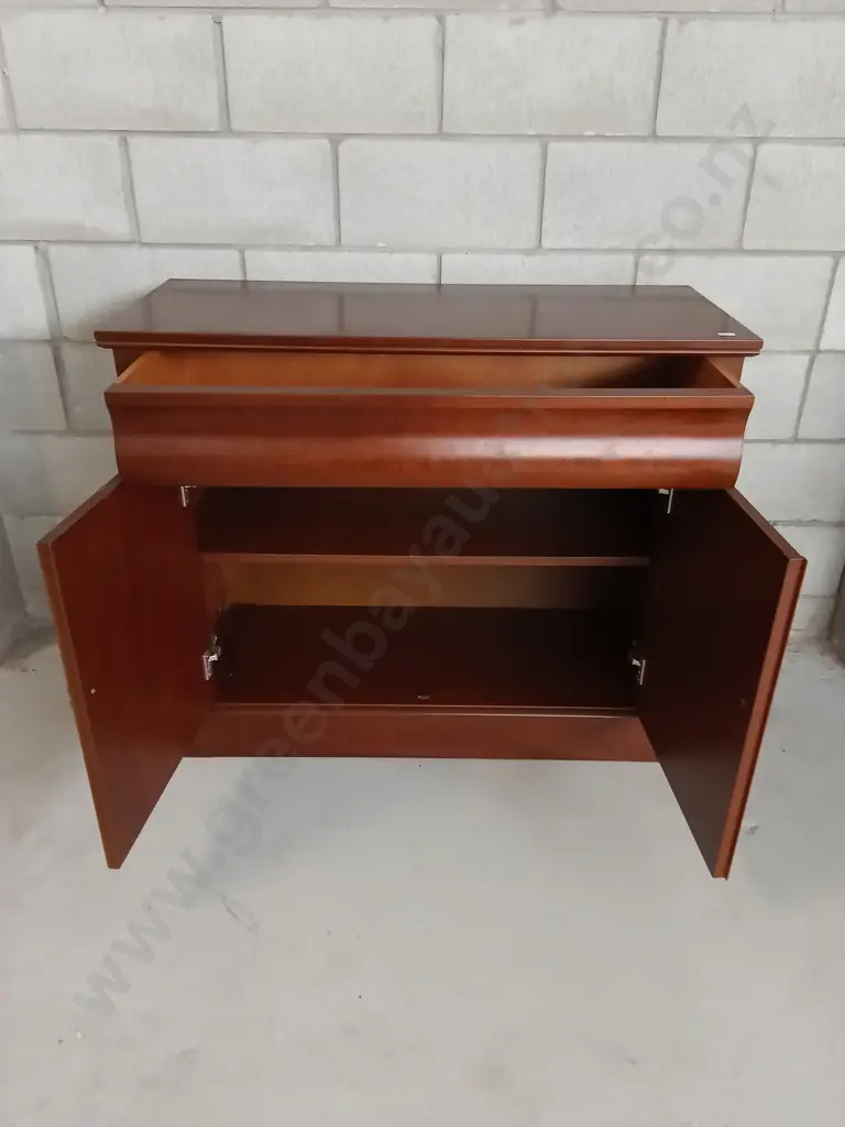 VINTAGE MAHOGANY-FINISH WOODEN CABINET WITH HIDDEN DRAW, L 100CM X W 42CM X H 87CM Image 1++