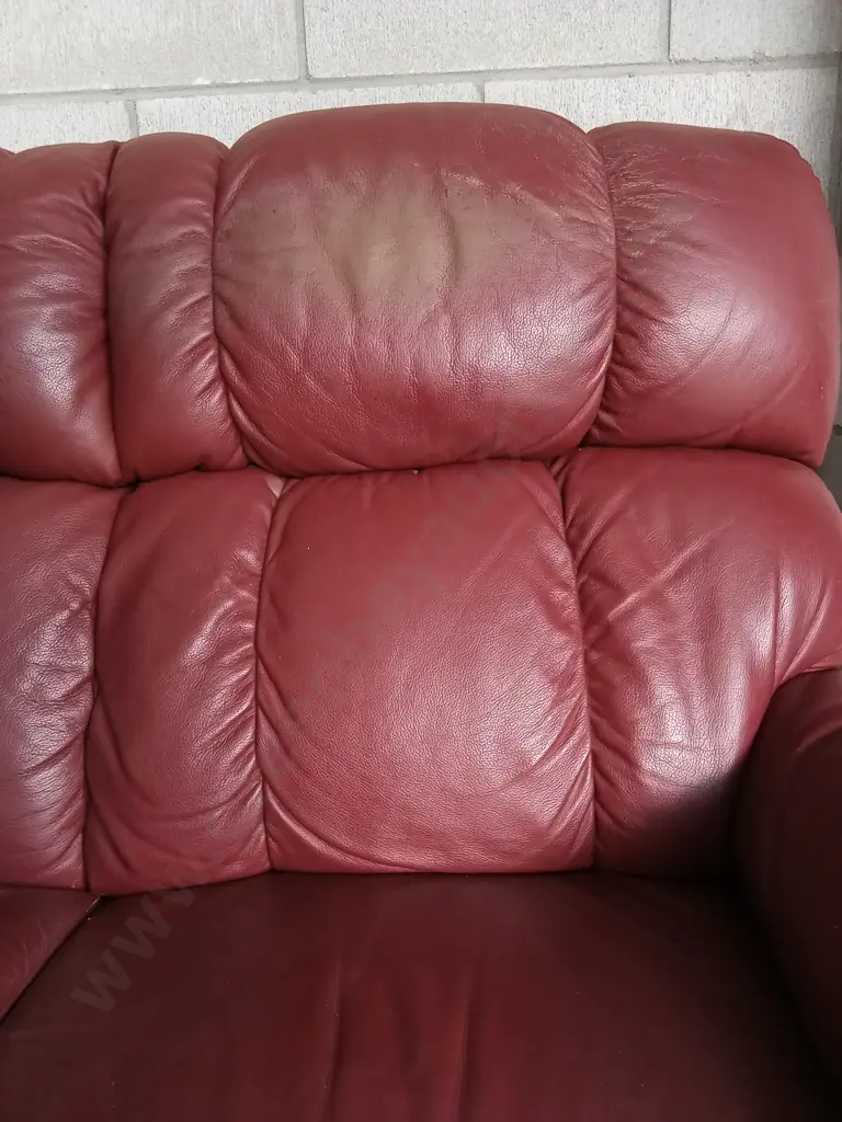 RED LEATHER 3 PERSON SOFA, L 180CM X D 90CM X H 103CM Image 1++