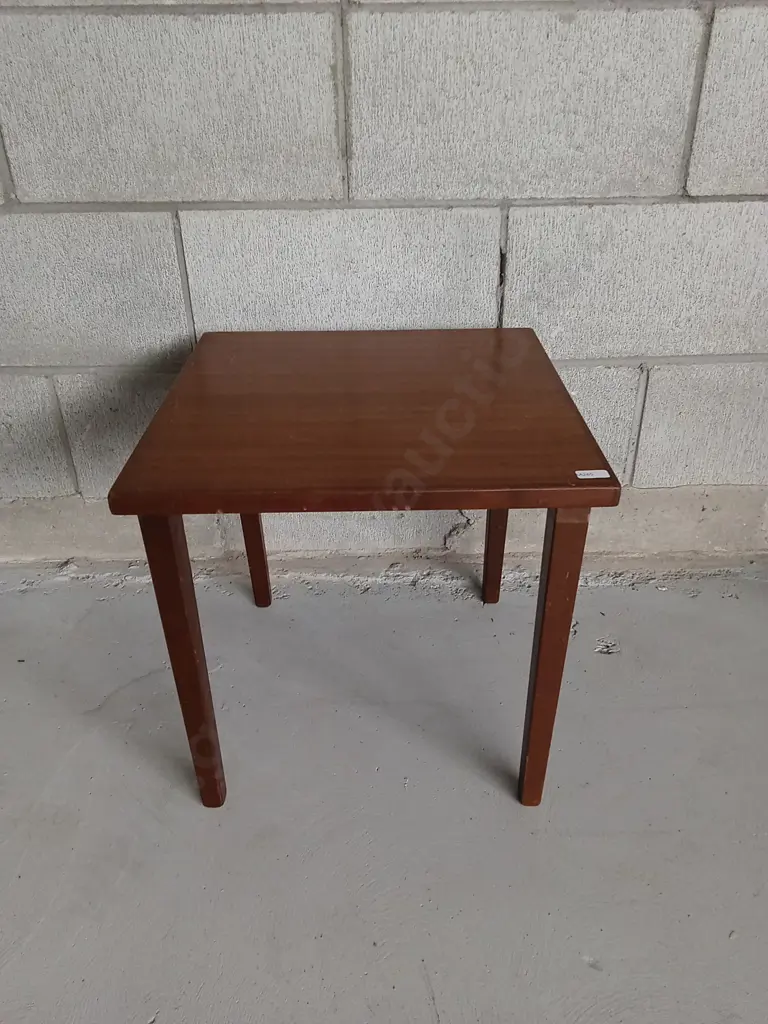 SMALL WOODEN SIDE TABLE, 40CM X 40CM X 40CM Image 1++