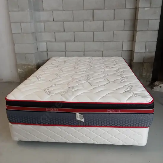 QUEEN SIZED SLEEPYHEAD SWISSTEK MATTRESS WITH BASE ON WHEELS