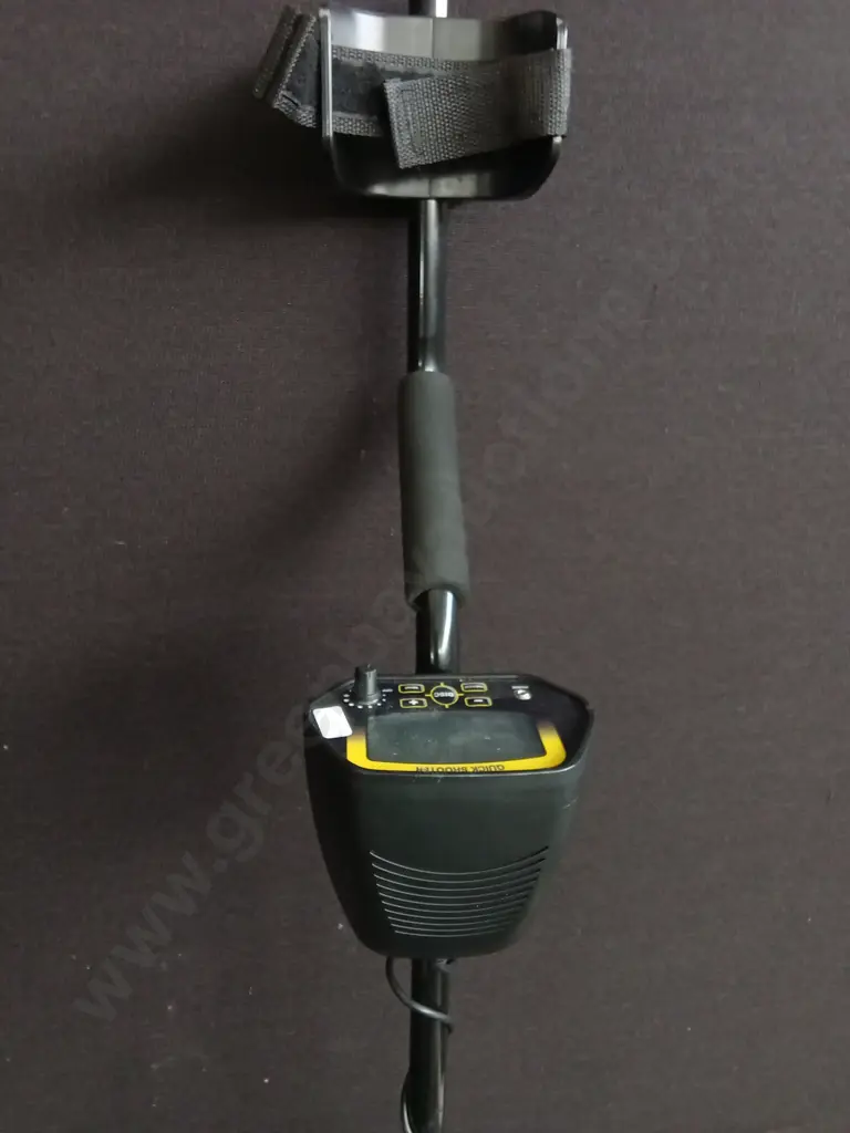 QUICK SHOOTER BRAND METAL DETECTOR Image 1++