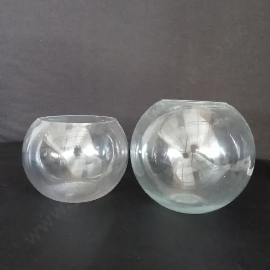 2 GLASS BOWLS TALLEST H18CM