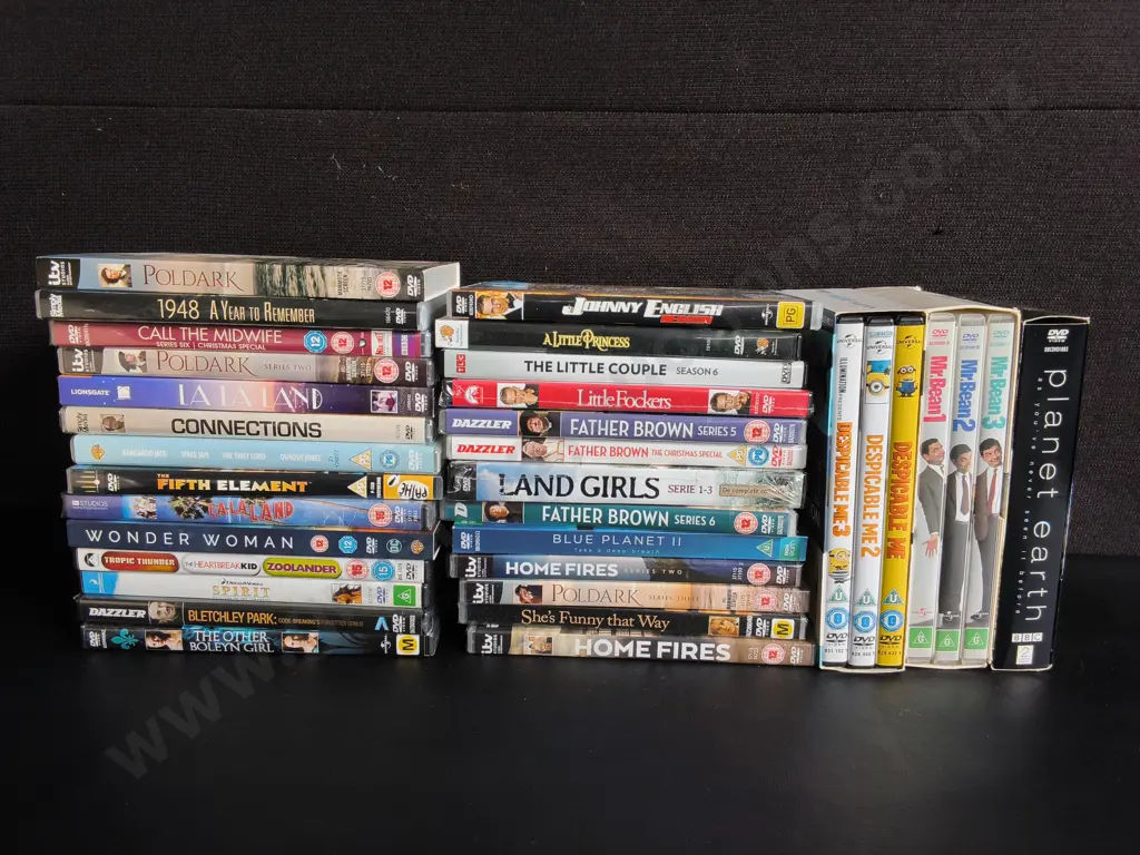 MIX OF DVDS, INCLUDING BOX SETS Image 1++