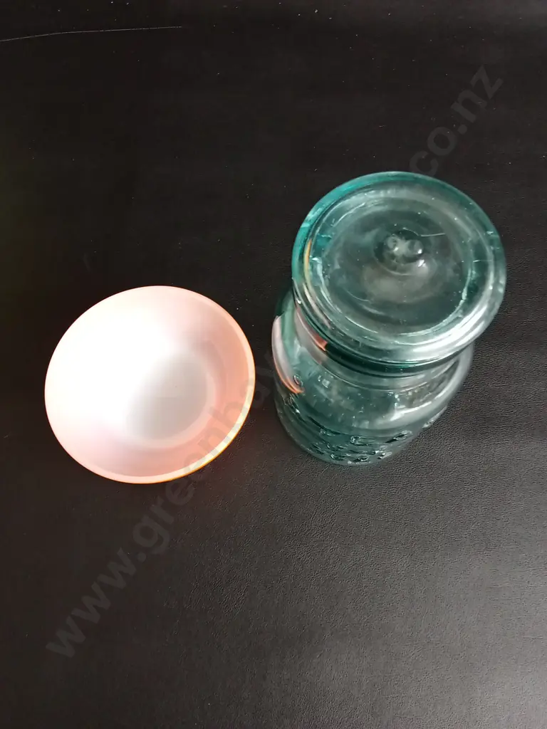 GLASS JAR H18CM AND AN ANCHOR HOCKING BOWL DIA 12CM Image 1++