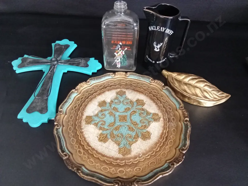 5 DECORATIVE ITEMS TALLEST H34CM Image 1++