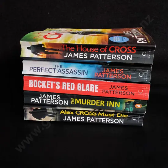 5 JAMES PATTERSON NOVELS