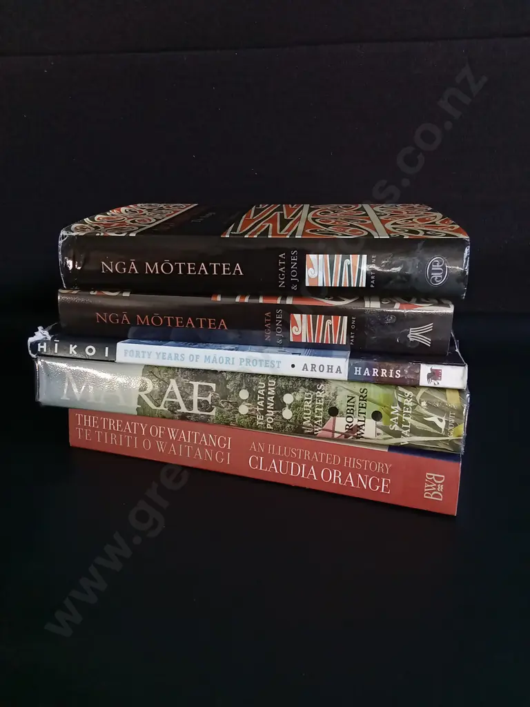 5 BOOKS ON MĀORI HISTORY AND CULTURE Image 1++