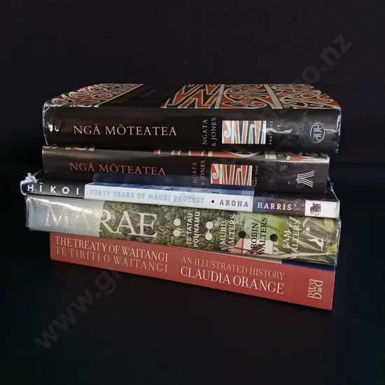 5 BOOKS ON MĀORI HISTORY AND CULTURE
