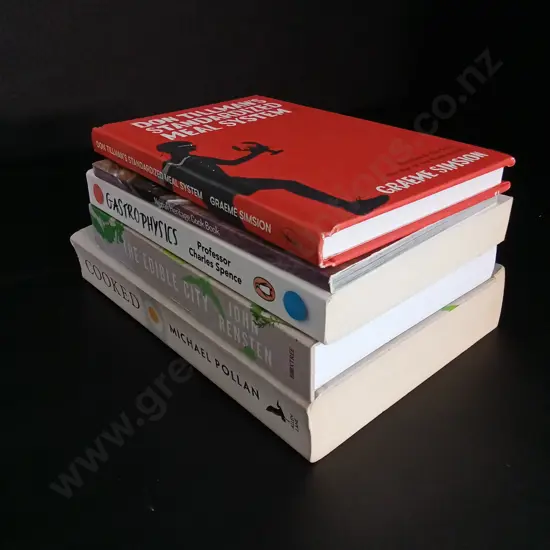 5 BOOKS ABOUT FOOD