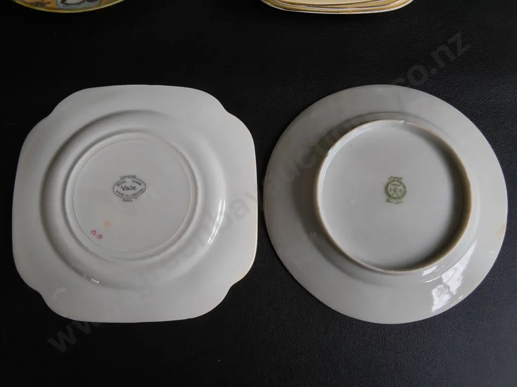 MIX OF VINTAGE SAUCER SETS, 14 PIECES TOTAL, WIDEST DIA 14.5 CM Image 1++